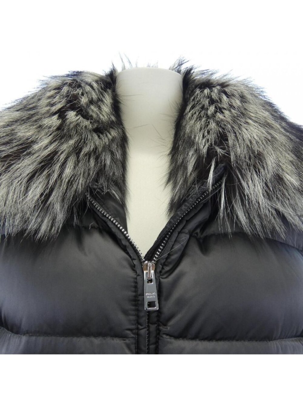 Prada R0k Down Coat - Picture 5 of 7